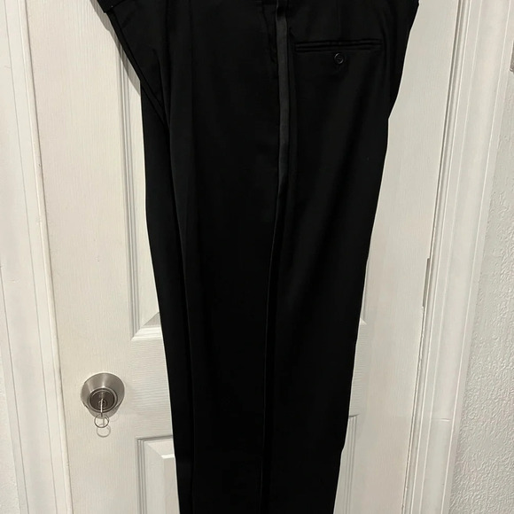 Made in Mexico tuxedo - Picture 12 of 12